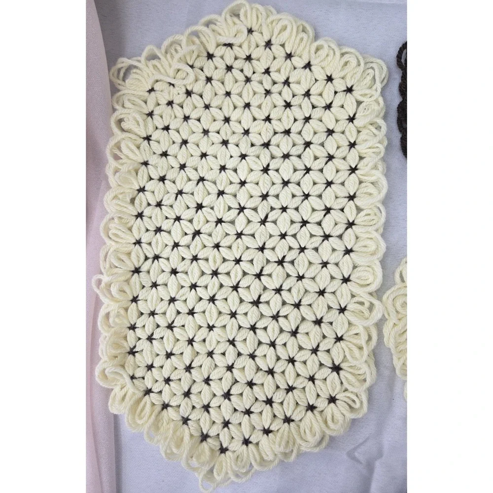 Vintage MCM Daisy Loom Yarn Placemats Hot Pads Trivets Set 5 Brown Cream Retro